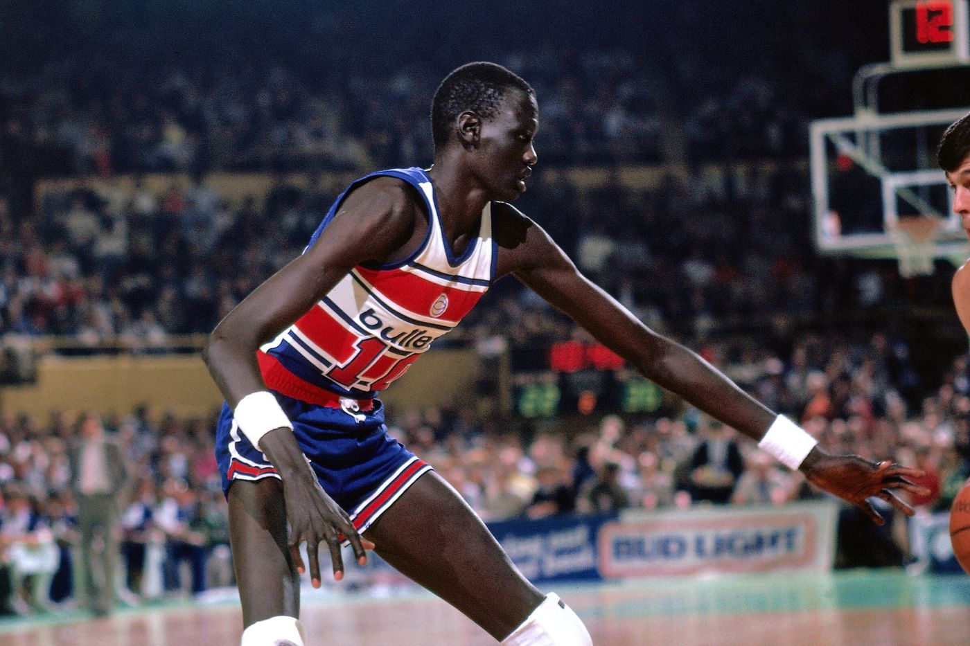 Manute Bol Height, Career, and Basketball Legacy